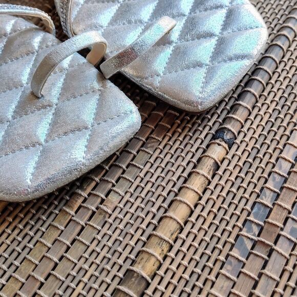 Jessica Simpson Silver Quilted Gladiator Strap Sandals Women's Size 9 - Picture 13 of 13